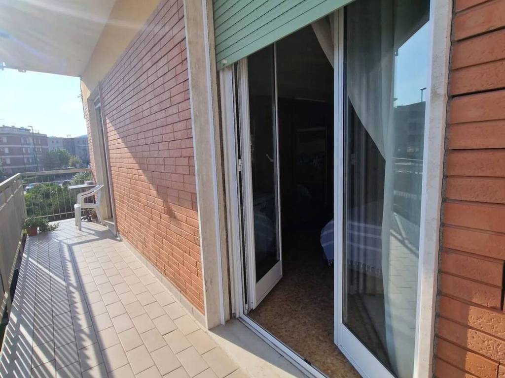 Appartamento a Sarzana in Via Brigate Partigiane S.N.C. - Foto 3