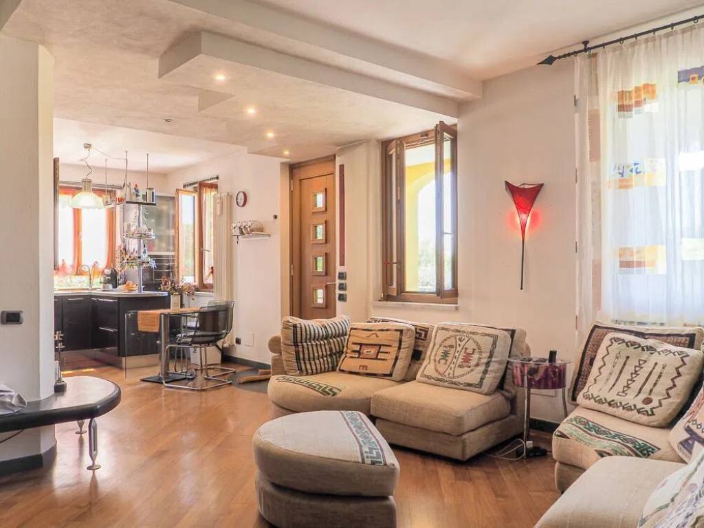 Villa a Sarzana in Via Turi S.N.C. - Foto 2
