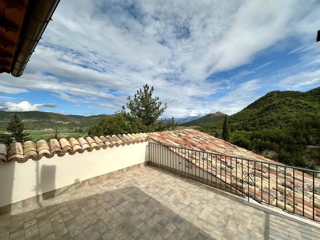 Casa indipendente a Caporciano in Via San Rocco, 6 - Foto 4