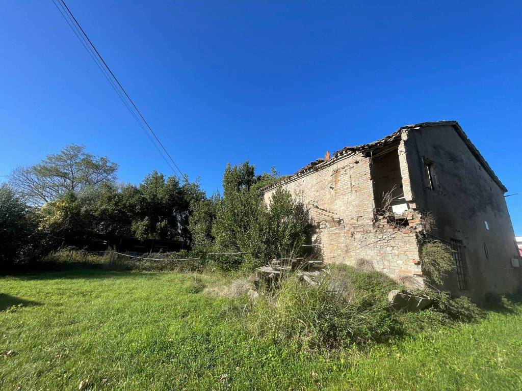 Terreno a Riccione in Via Flaminia, 193 - Foto 3