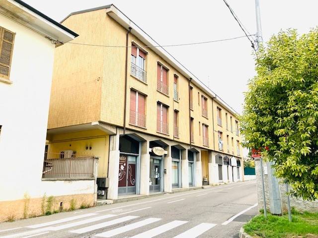 Appartamento a Cardano al campo in Via Roma, 50 - Foto 3