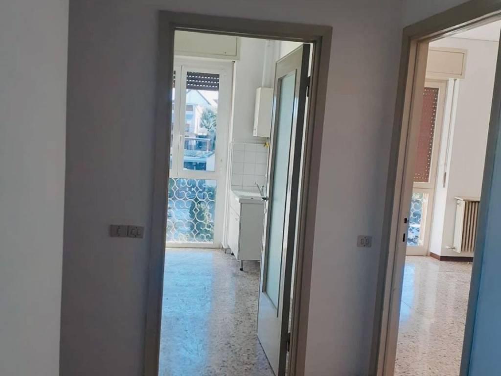Appartamento a Cardano al campo in Via Roma, 50 - Foto 4