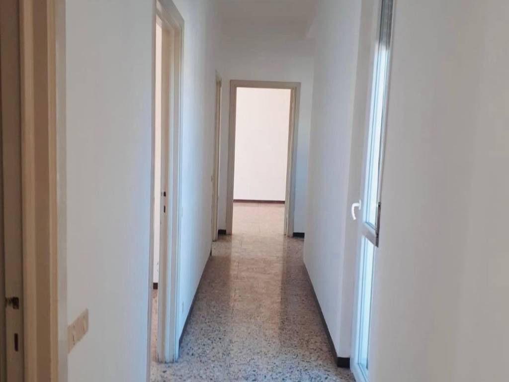 Appartamento a Cardano al campo in Via Roma, 50 - Foto 5