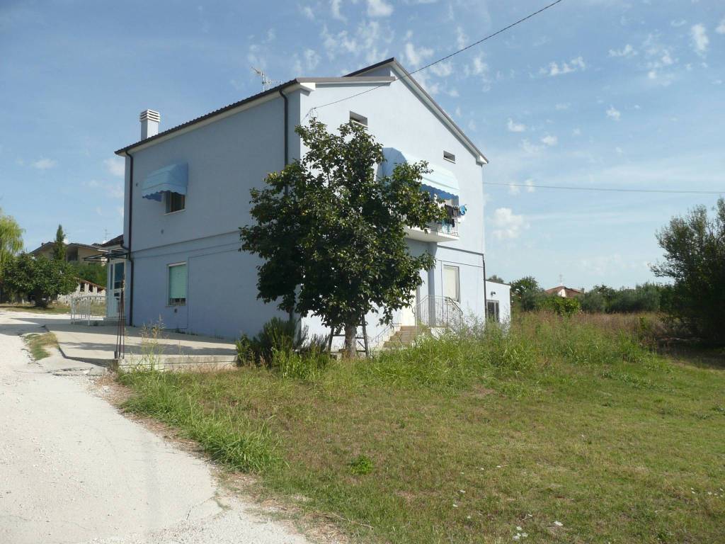 Appartamento a Teramo in Via Camillo Guerrieri Crocetti, 2 - Foto 5
