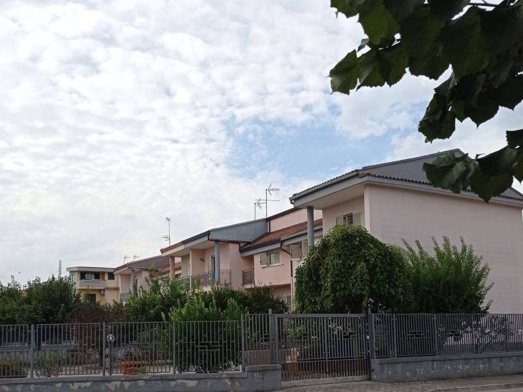 Villa a Marcianise in Via Santella - Foto 2