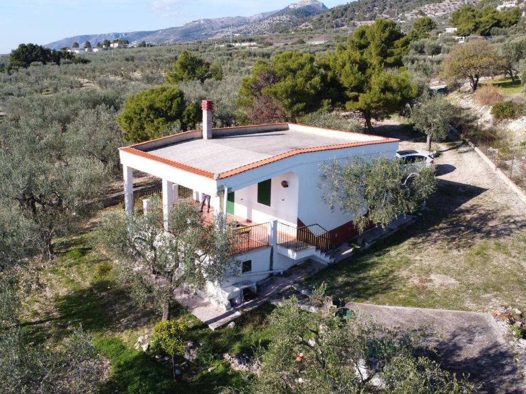 Rustico / casale a Monte sant'angelo in SS89 - Foto 2