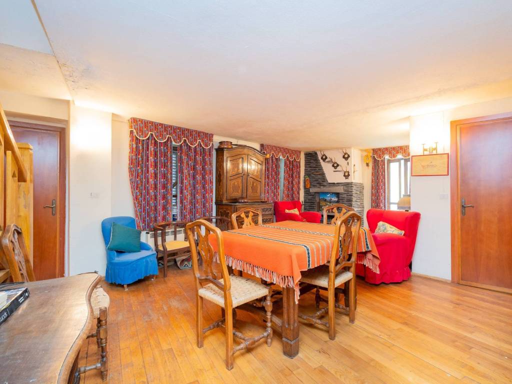 Villa a Casteldelfino in Via Cantun, 16 - Foto 2