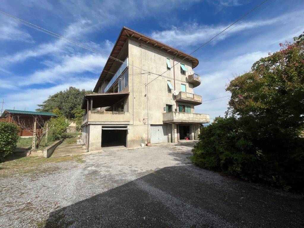 Appartamento a Castiglione del lago in Via Stazione Panicale - Foto 2