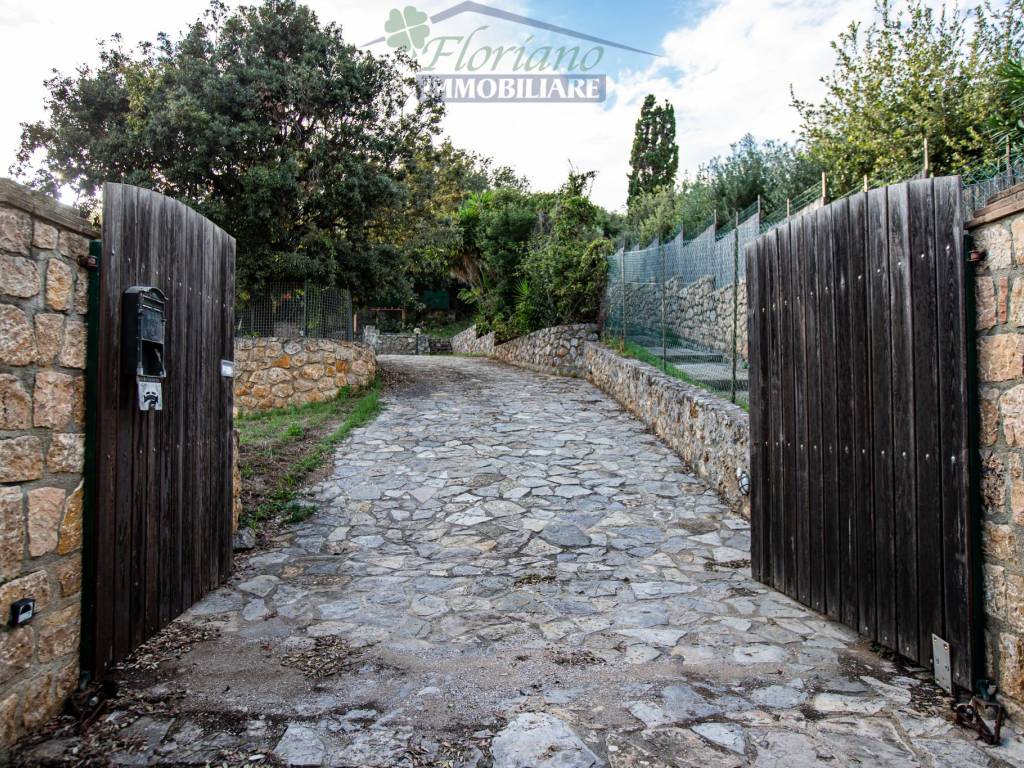 Villa a Orbetello in Via della Tagliata - Foto 2