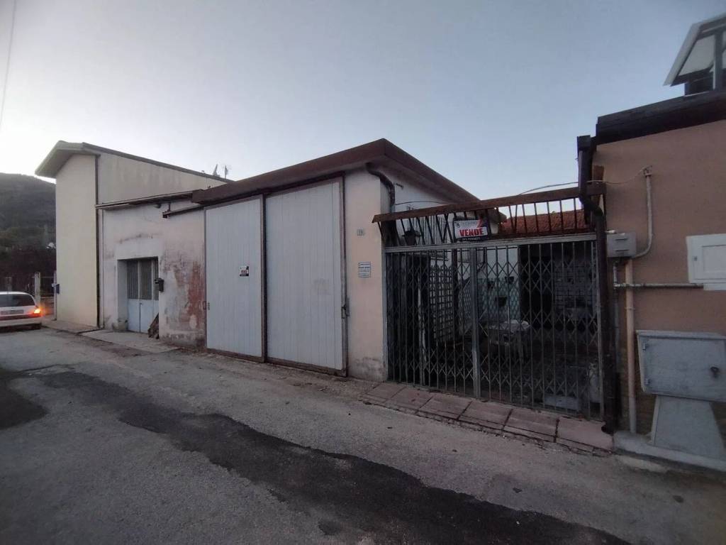 Villa a Avezzano in Via Benedetto Cairoli S.N.C. - Foto 2