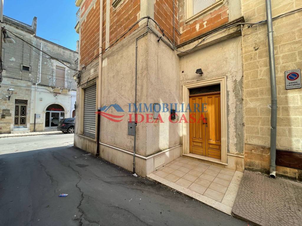 Appartamento a Francavilla fontana in Via dell'Elmo - Foto 2