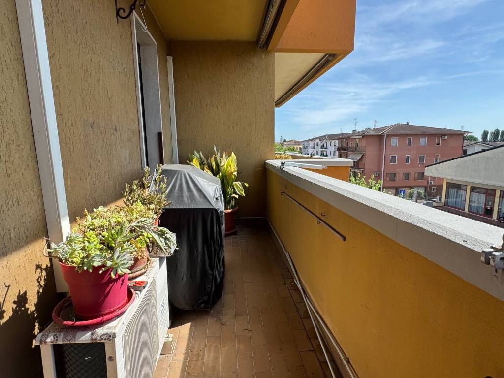 Appartamento a Goito in Piazza degli Alpini - Foto 5