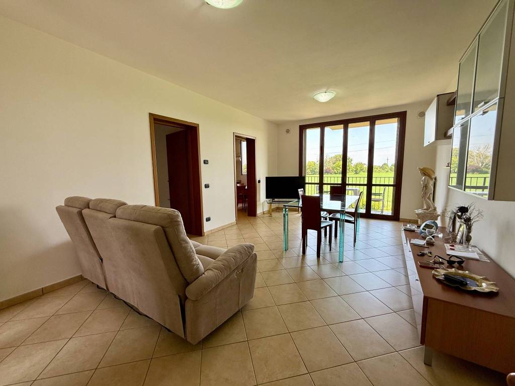 Appartamento a Castelnuovo rangone in Via Berti Gina - Foto 2