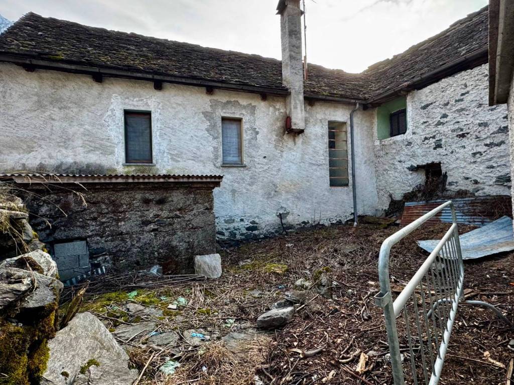Casa indipendente a Antrona schieranco in Via Pietro Pianavilla - Foto 3