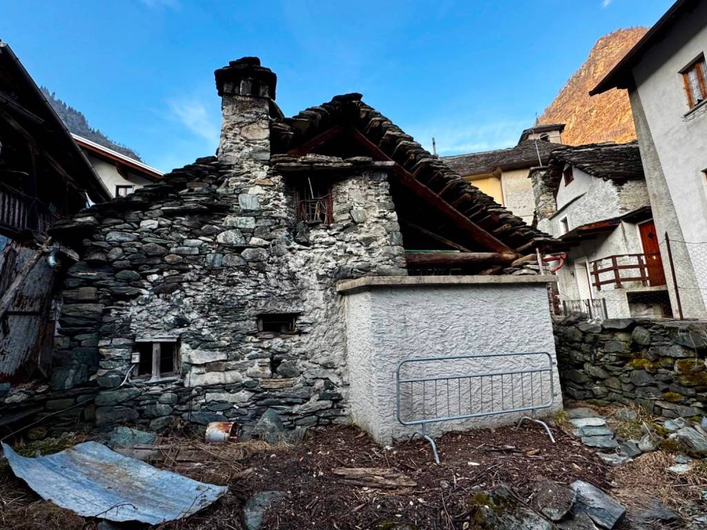 Casa indipendente a Antrona schieranco in Via Pietro Pianavilla - Foto 5