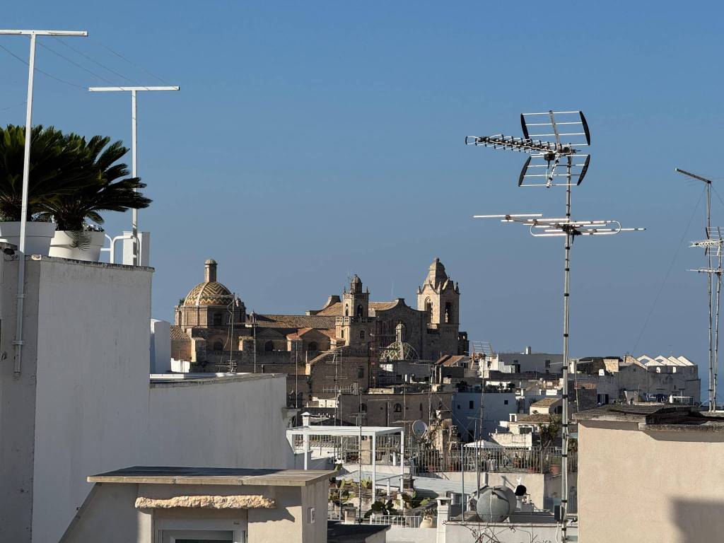 Casa indipendente a Ostuni in Via Giovanni Battista Vico - Foto 2