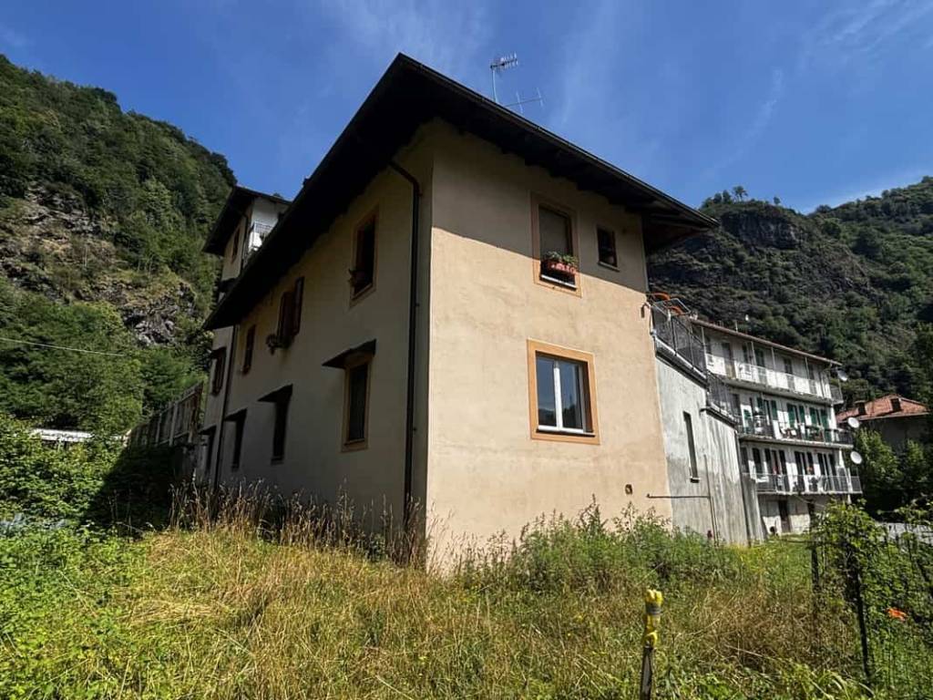 Appartamento a Varallo in Regione Scopelle - Foto 2