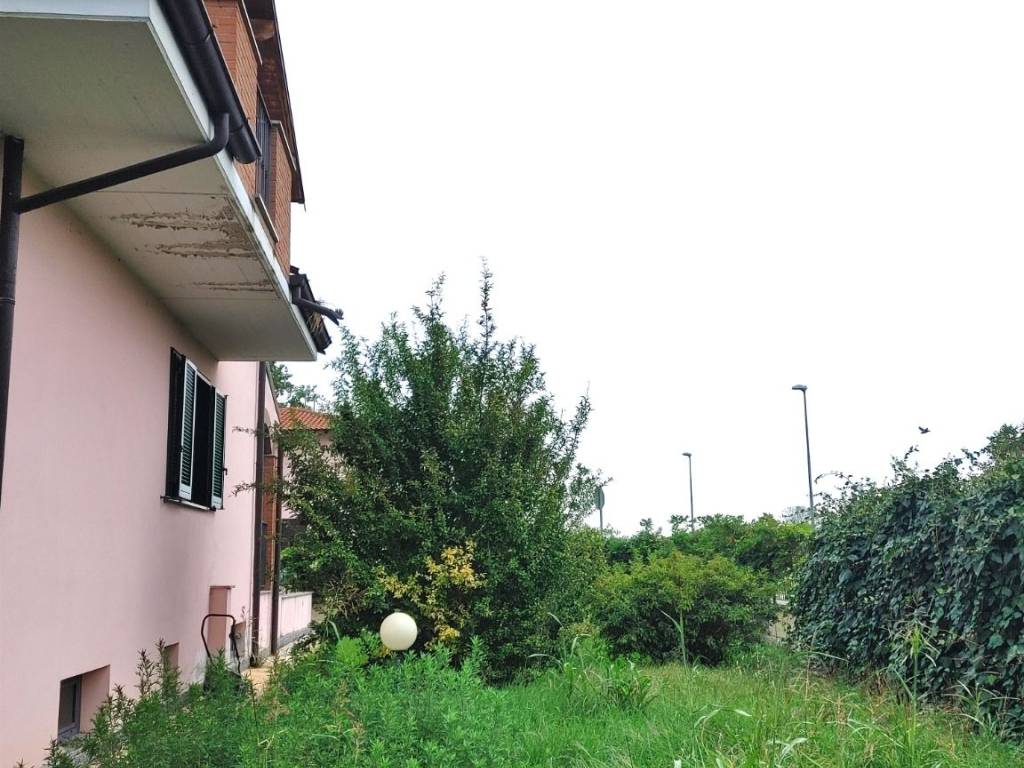 Villetta a schiera a Vellezzo bellini in Via Aldo Moro, 37 - Foto 3