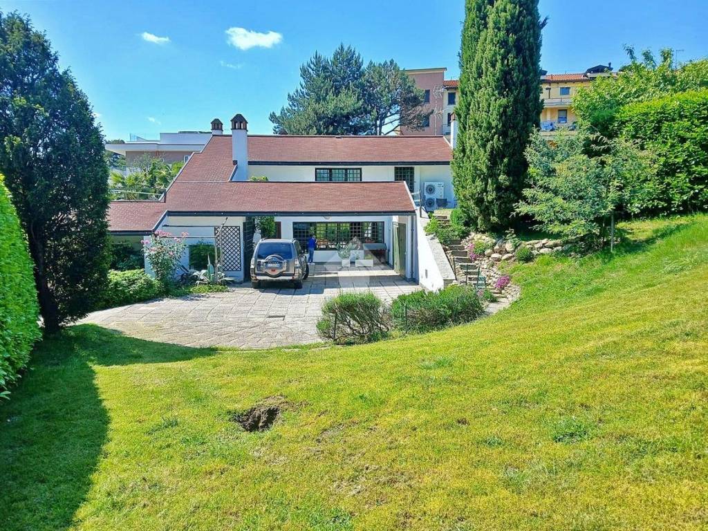 Villa a Sesto calende in via marconi, 25 - Foto 5