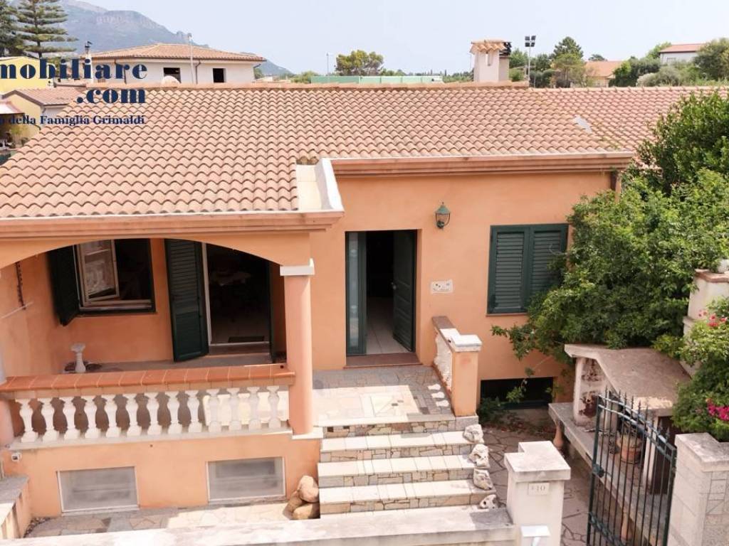 Casa indipendente a Girasole in Via Italia - Foto 2