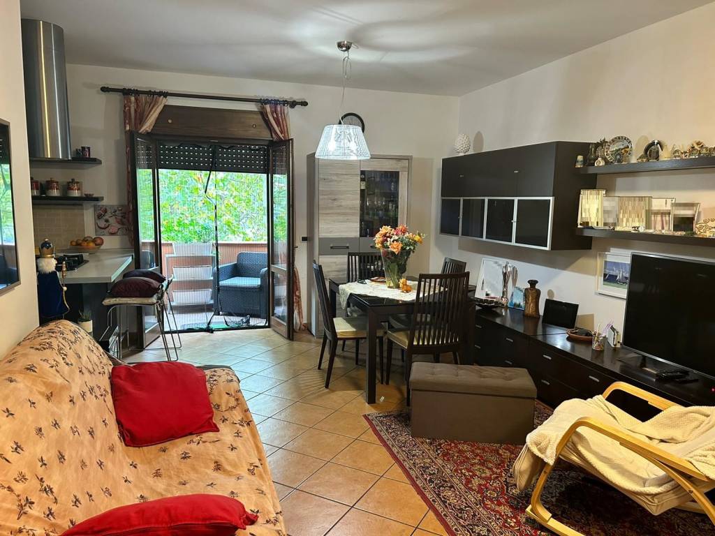 Appartamento a Sermoneta in Piazza Caracupa - Foto 2