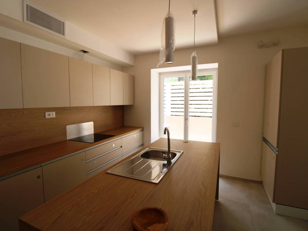 Appartamento a Civitanova marche in Via Emilia, 28 - Foto 5