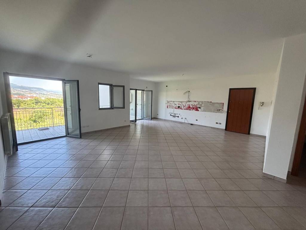 Appartamento a Lamezia terme in Via Giorgio La Pira - Foto 2