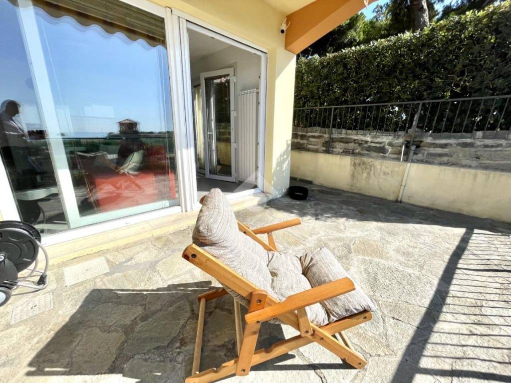 Appartamento a Imperia in Viale Giacomo Matteotti, 56 - Foto 3