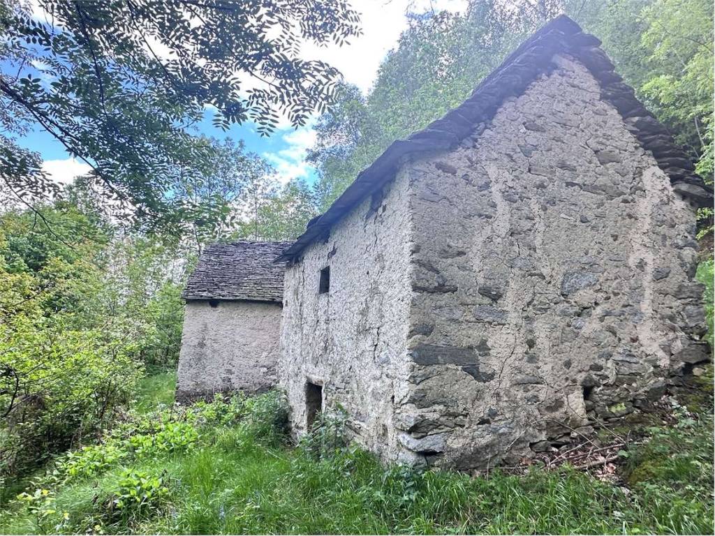 Rustico / casale a Domodossola in Alpe Cervetta, SNC - Foto 4