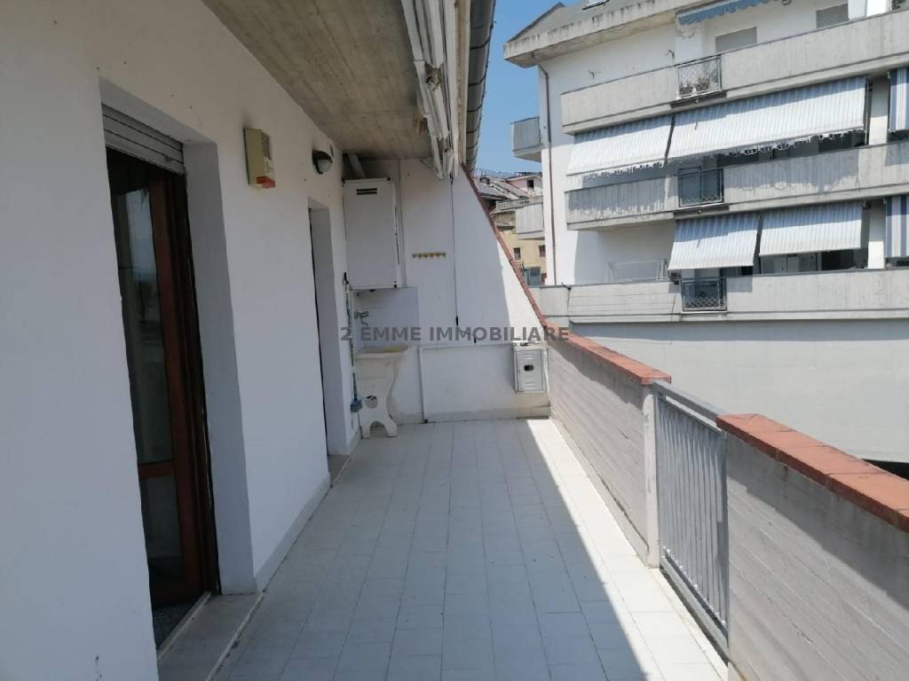 Appartamento a Ascoli piceno in VIA EMIDIO LUZI - Foto 5