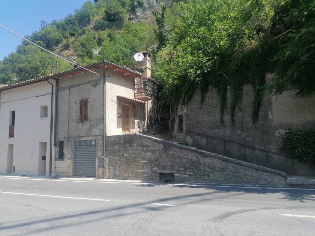 Casa indipendente a Ascoli piceno in VIA SALARIA - Foto 2