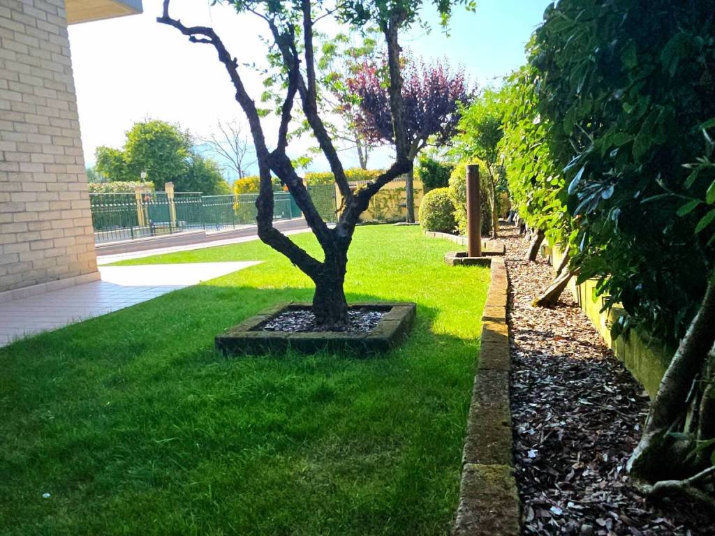 Appartamento a Teramo in Nepezzano - Foto 4