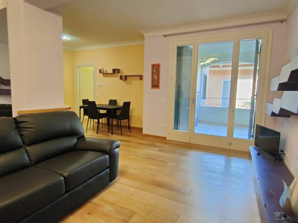 Appartamento a Modena in via Università, 21 - Foto 4