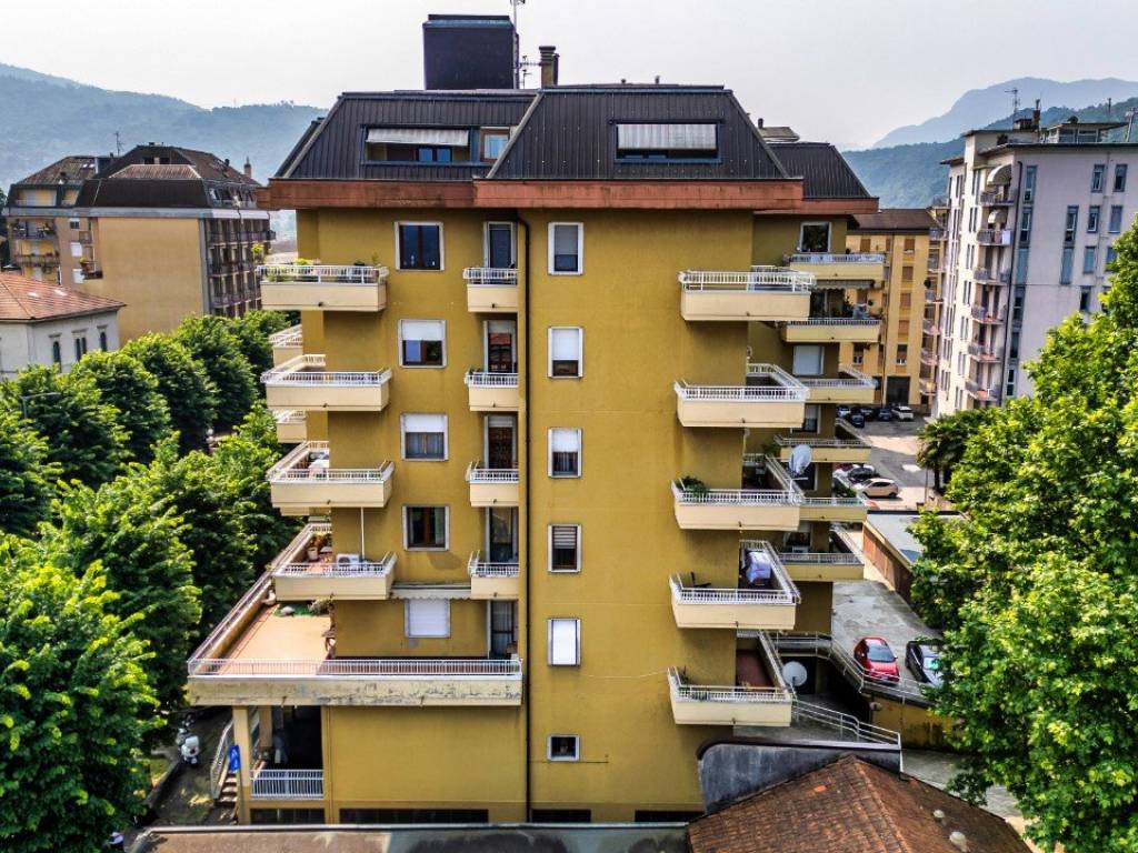 Appartamento a Luino in VIALE AMENDOLA, 20 - Foto 5