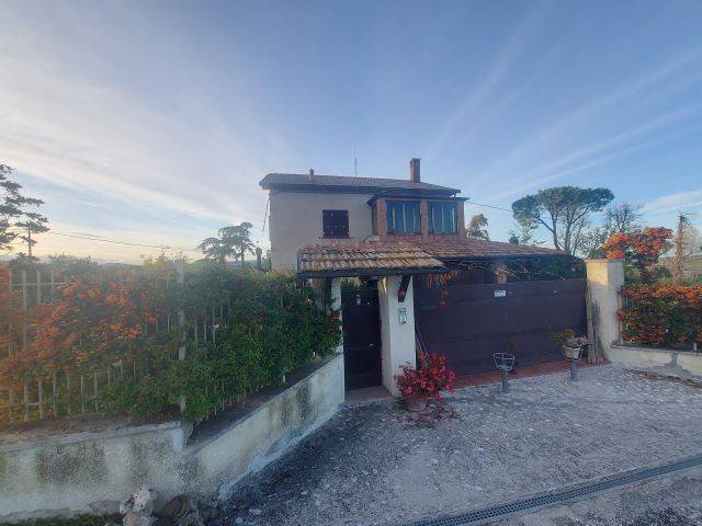 Villa a Arcevia in Frazione Piticchio - Foto 2