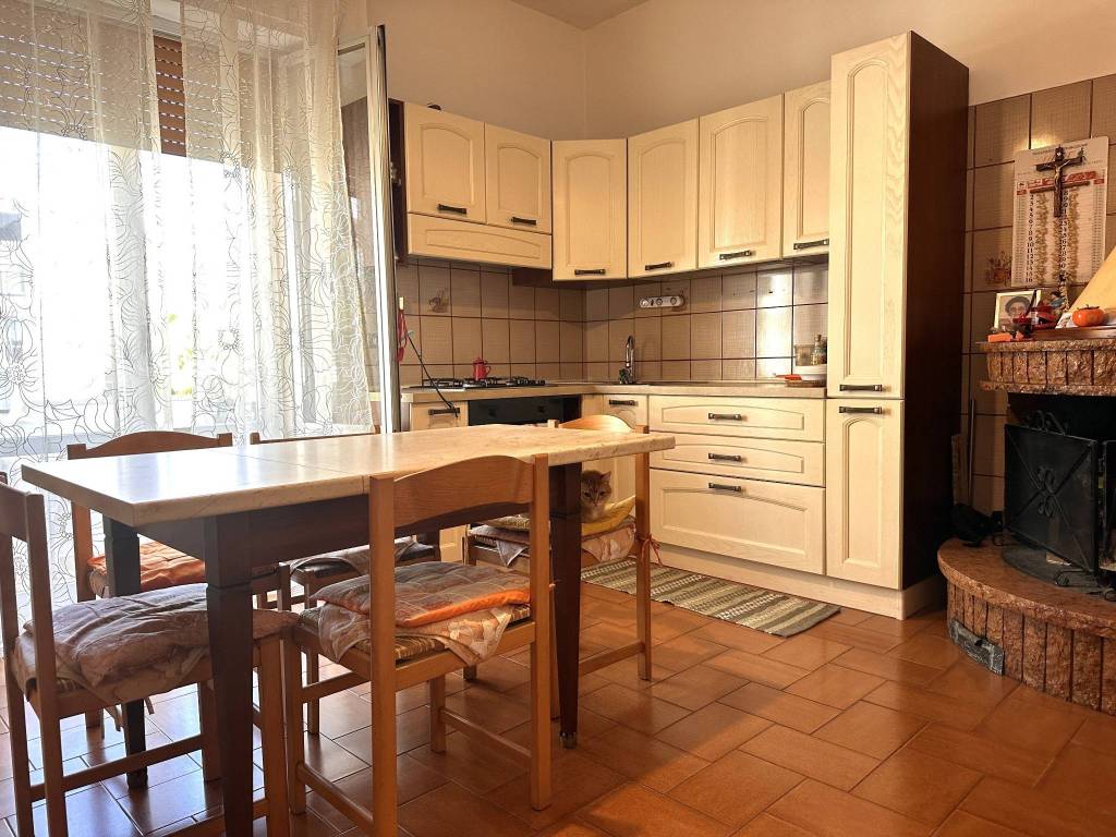 Appartamento a Martinsicuro in Via Francesco Paolo Michetti, 28 - Foto 2