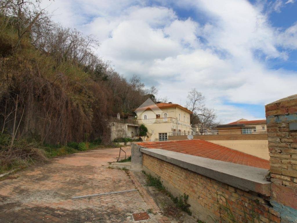 Palazzo / stabile a Ortona in Via del Porto - Foto 3