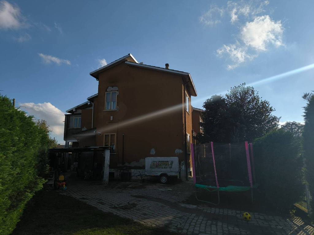 Casa indipendente a Sant'angelo lodigiano in Viale Trieste, 57 - Foto 5