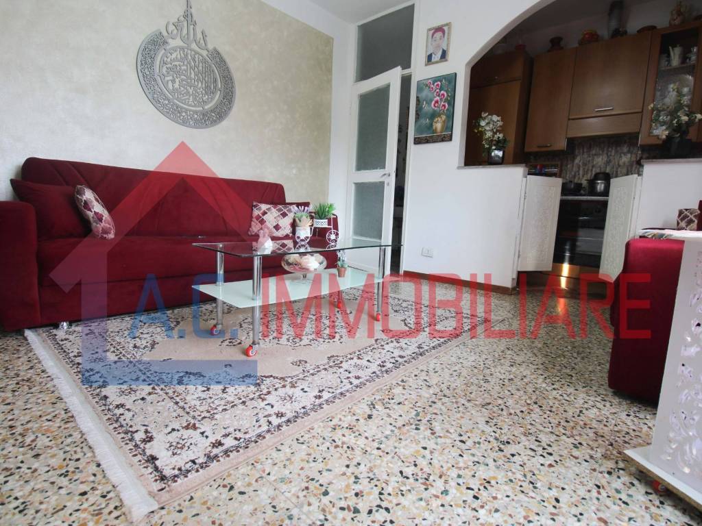 Appartamento a Besnate in Via Gallarate, 11 - Foto 3