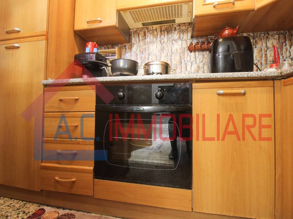 Appartamento a Besnate in Via Gallarate, 11 - Foto 4