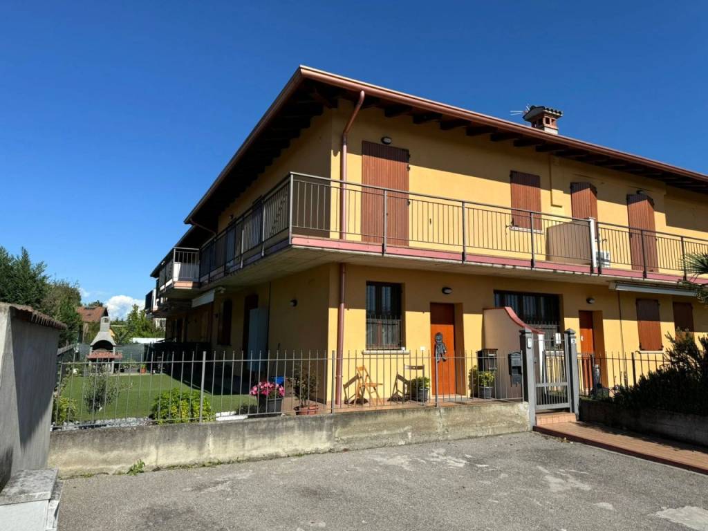 Appartamento a Verolanuova in CARLO PORTA - Foto 2