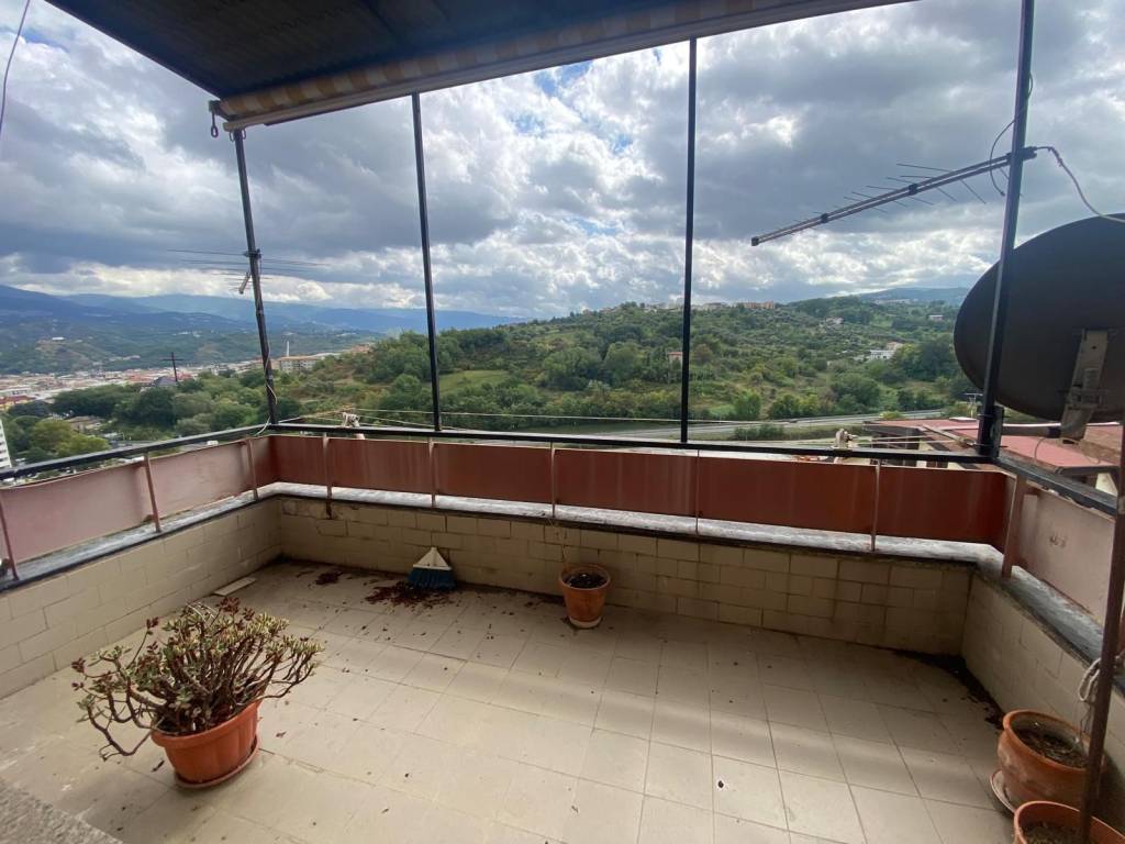 Appartamento a Cosenza in Via Giulio Adimari - Foto 4