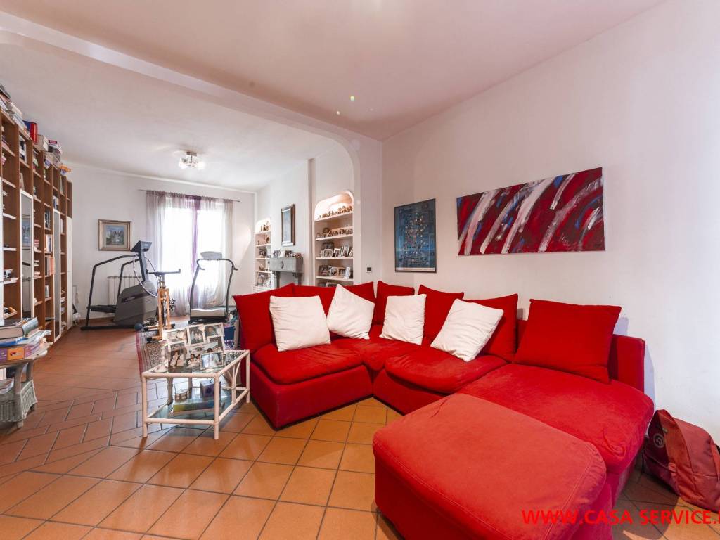 Villa a Montevarchi in Via Ammiraglio Burzagli - Foto 2