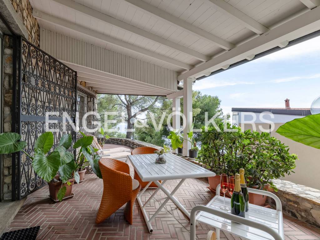 Villa a Andora in Via Aurelia - Foto 2