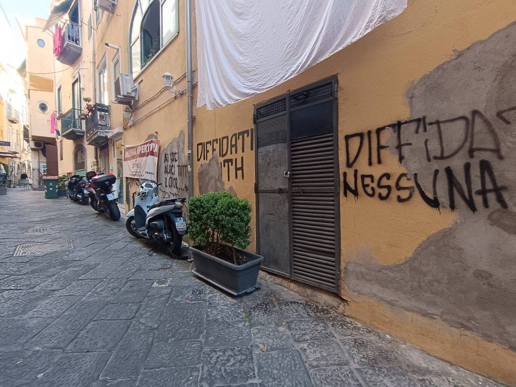Immobile a Salerno in Via Giovanni Ruggi d'Aragona - Foto 2