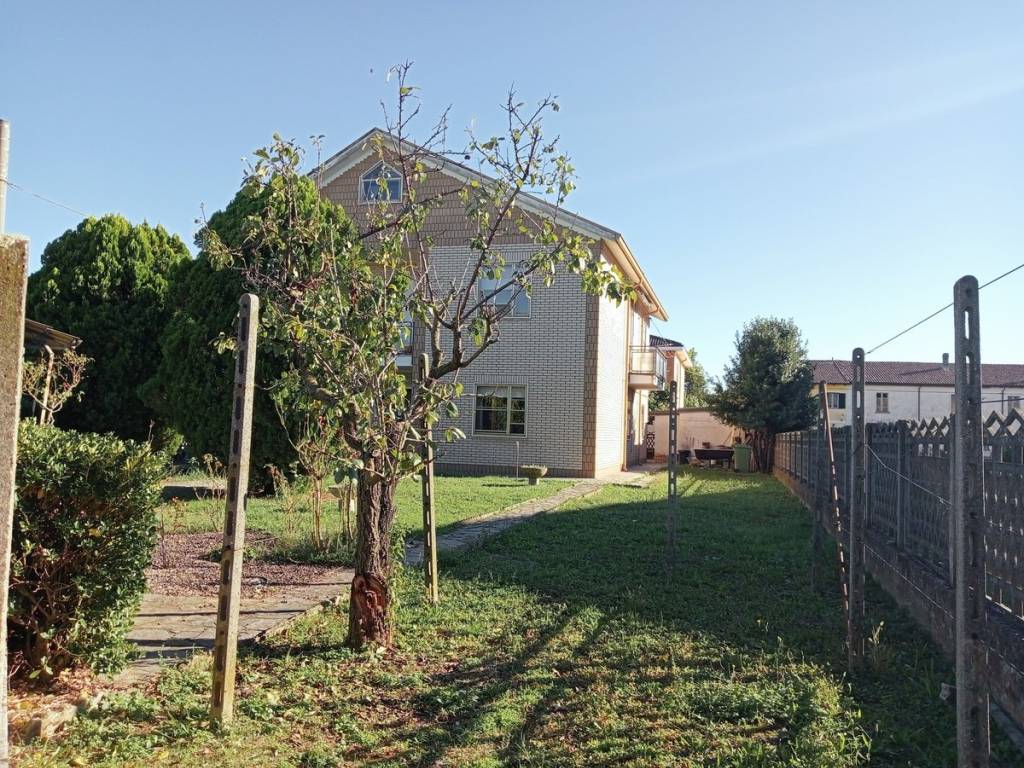 Villa a Alessandria in Via Gambalera, 100 - Foto 2