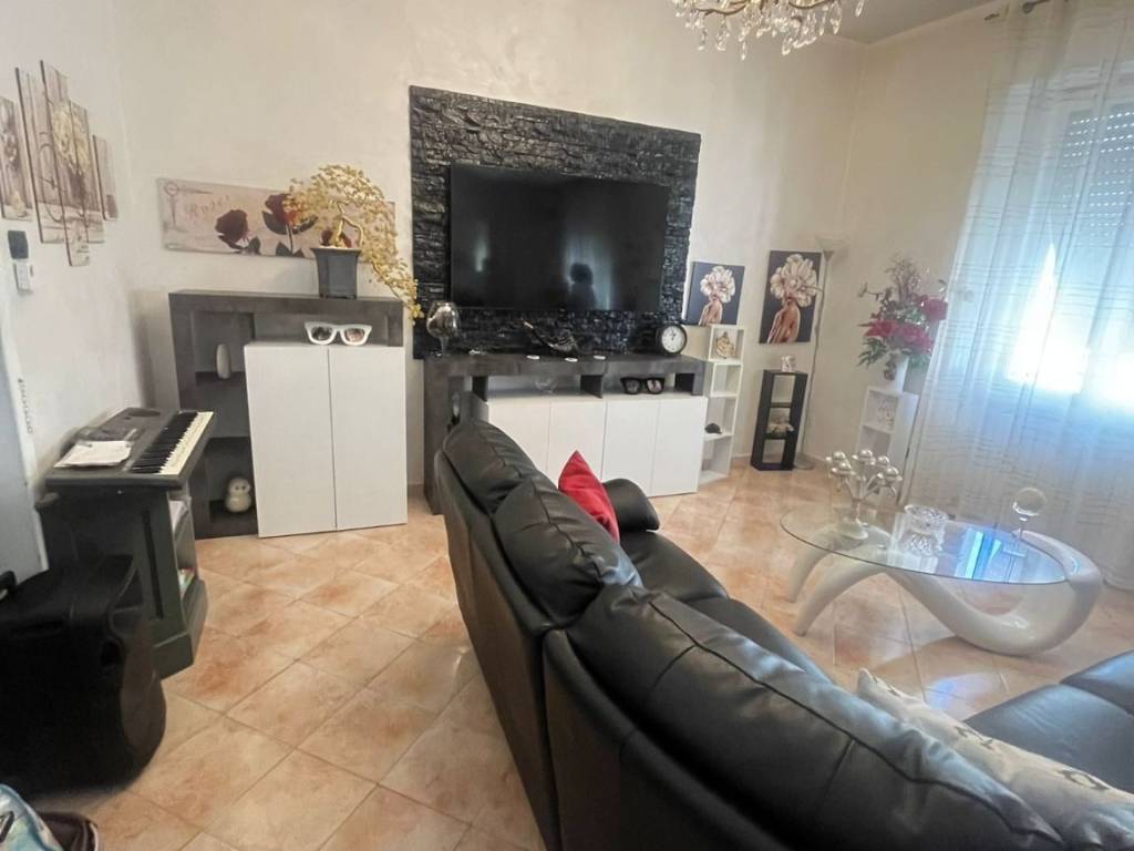 Appartamento a Cosenza in Via Monte Grappa, 55 - Foto 2