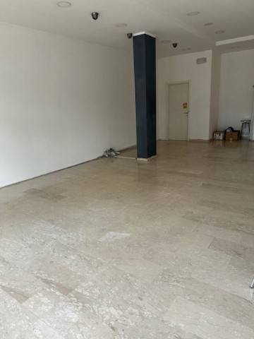 Immobile a Alba adriatica in Viale Giuseppe Mazzini, 12 - Foto 2