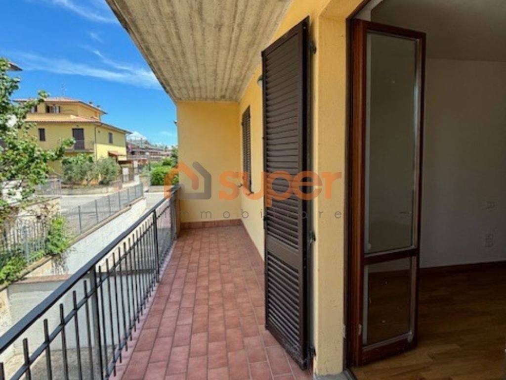 Appartamento a Castiglione del lago in Via dei donatori - Foto 5
