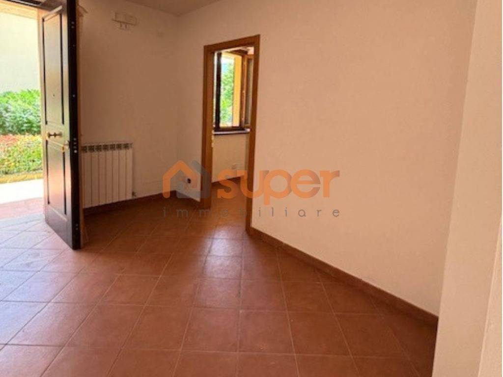 Appartamento a Castiglione del lago in Via Volontariato - Foto 5